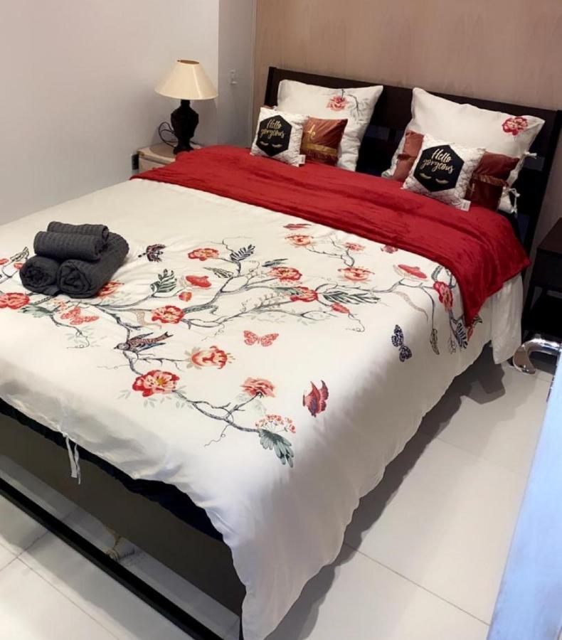 Larnaca Room, 50M To The Finikoudes Beach Экстерьер фото